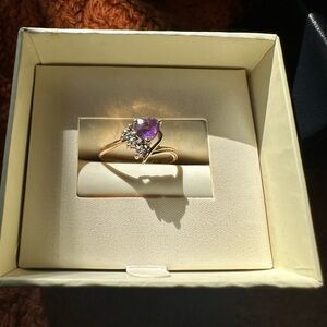 Vintage amethyst gold ring